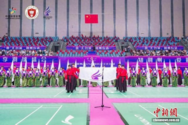 全国近2000名羽毛球爱好者齐聚荆州，参赛就能免费游古城